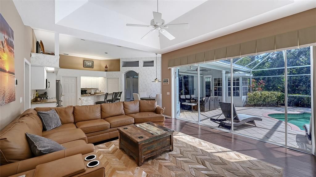 For Sale: $899,000 (3 beds, 3 baths, 2678 Square Feet)