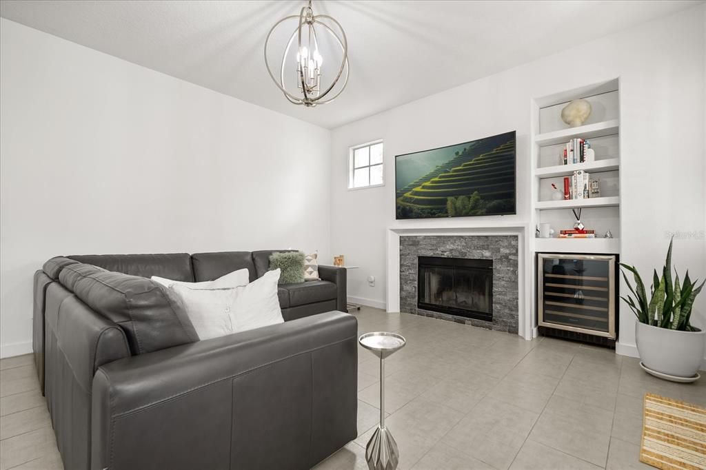 出租: $2,200 (2 贝兹, 2 浴室, 1072 平方英尺)