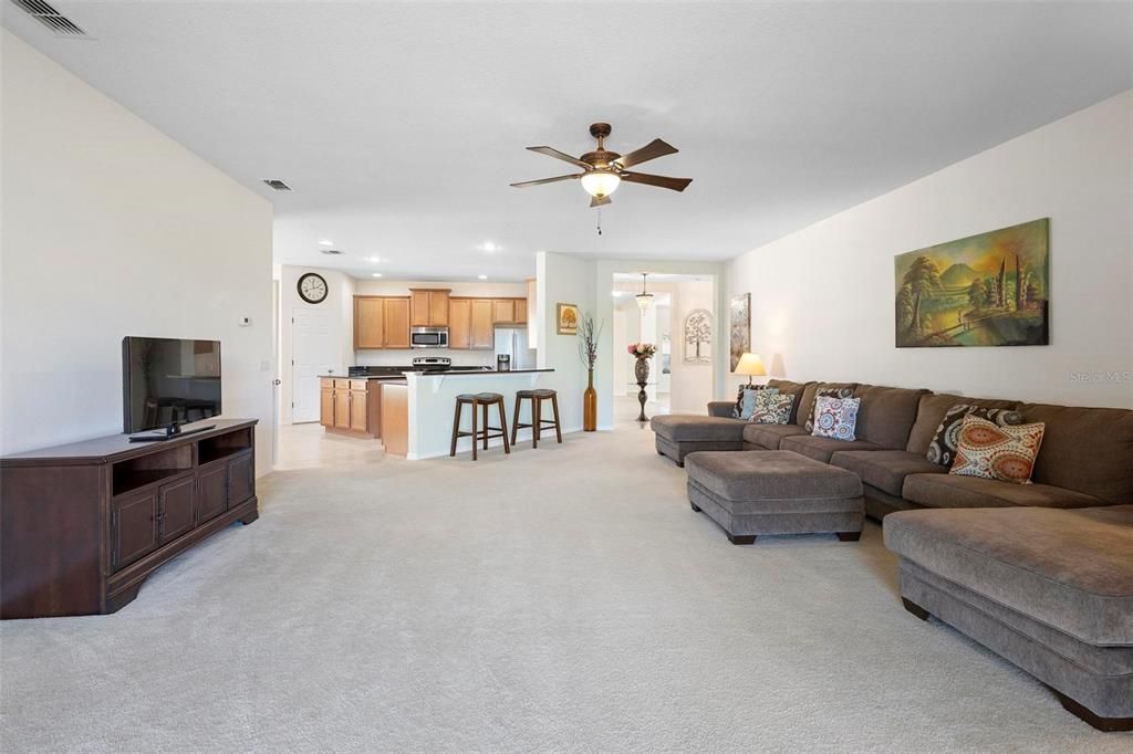 В аренду: $3,400 (4 спален, 3 ванн, 2780 Квадратных фут)