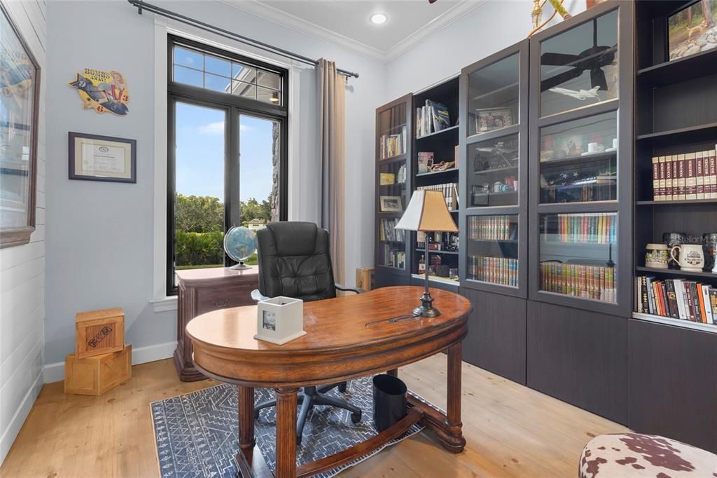 Activo con contrato: $1,350,000 (5 camas, 3 baños, 3319 Pies cuadrados)