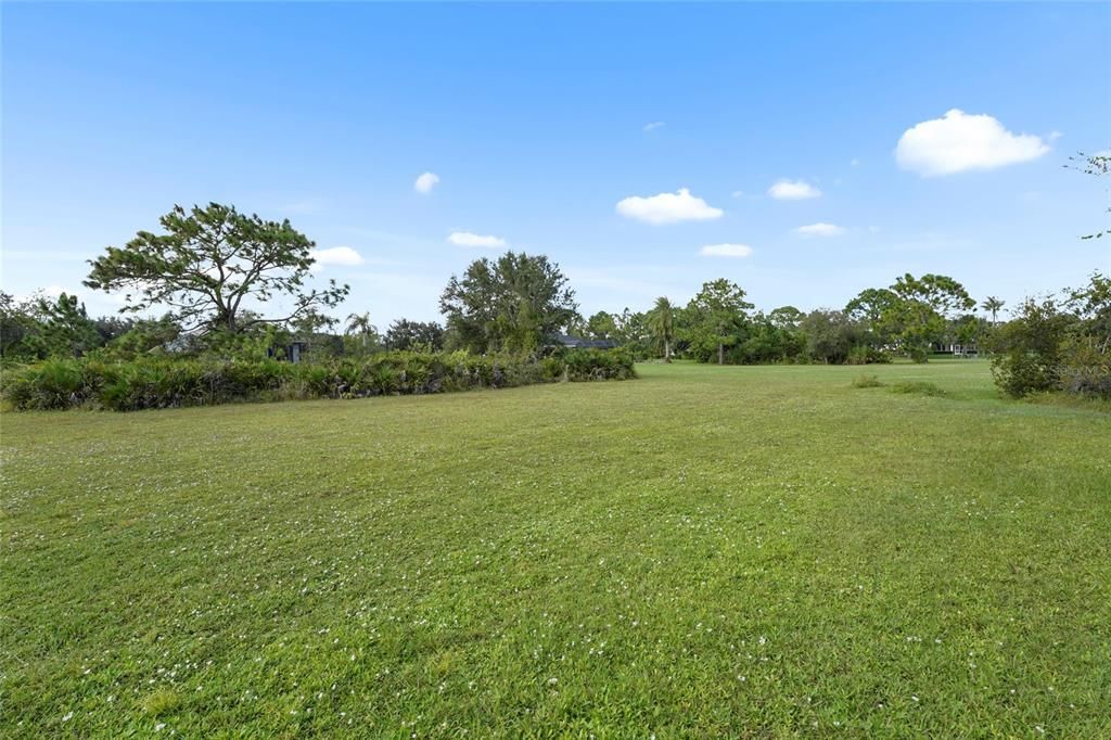 Activo con contrato: $1,350,000 (5 camas, 3 baños, 3319 Pies cuadrados)