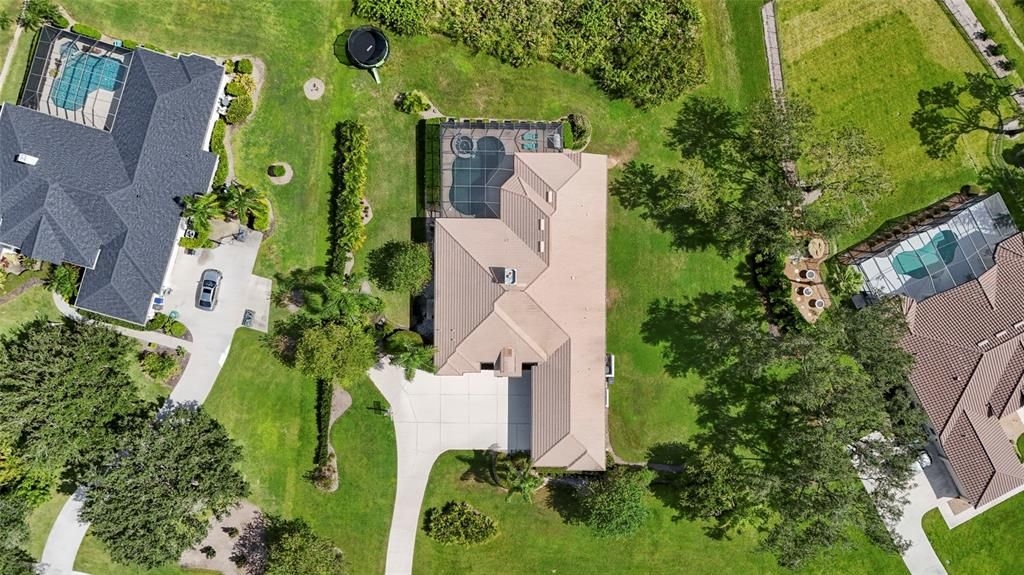 Activo con contrato: $1,350,000 (5 camas, 3 baños, 3319 Pies cuadrados)