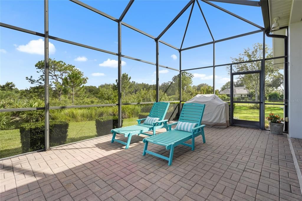 Activo con contrato: $1,350,000 (5 camas, 3 baños, 3319 Pies cuadrados)