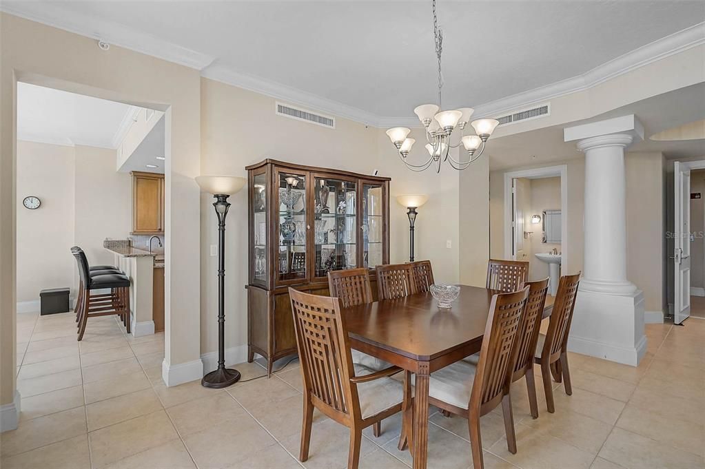 For Sale: $959,900 (3 beds, 3 baths, 2930 Square Feet)