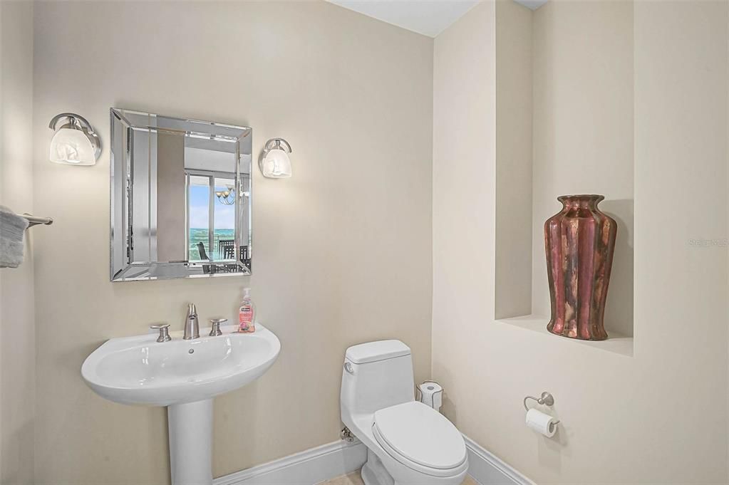 For Sale: $959,900 (3 beds, 3 baths, 2930 Square Feet)