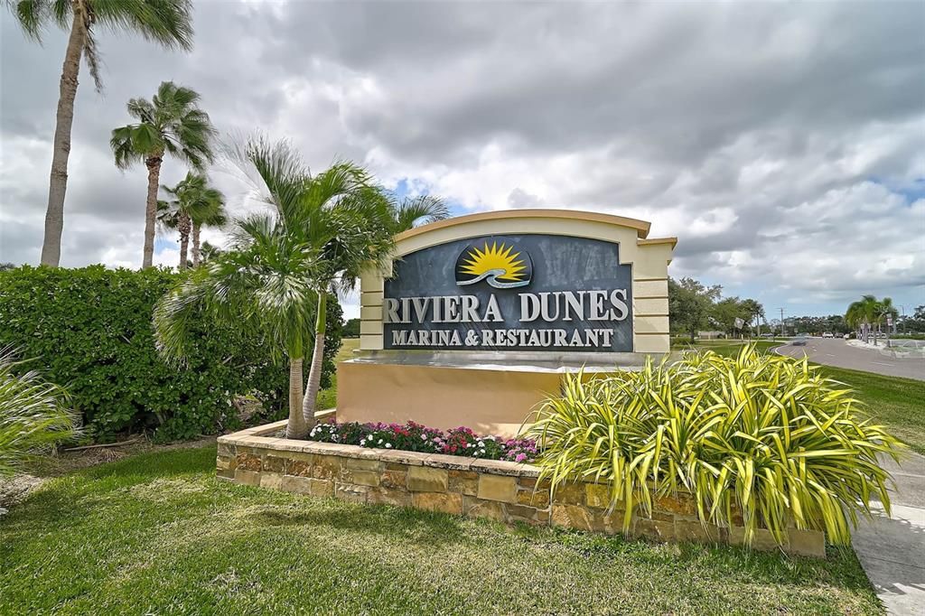 For Sale: $959,900 (3 beds, 3 baths, 2930 Square Feet)