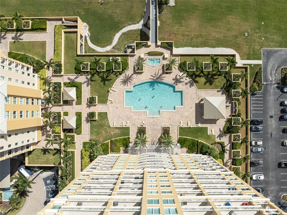 For Sale: $959,900 (3 beds, 3 baths, 2930 Square Feet)