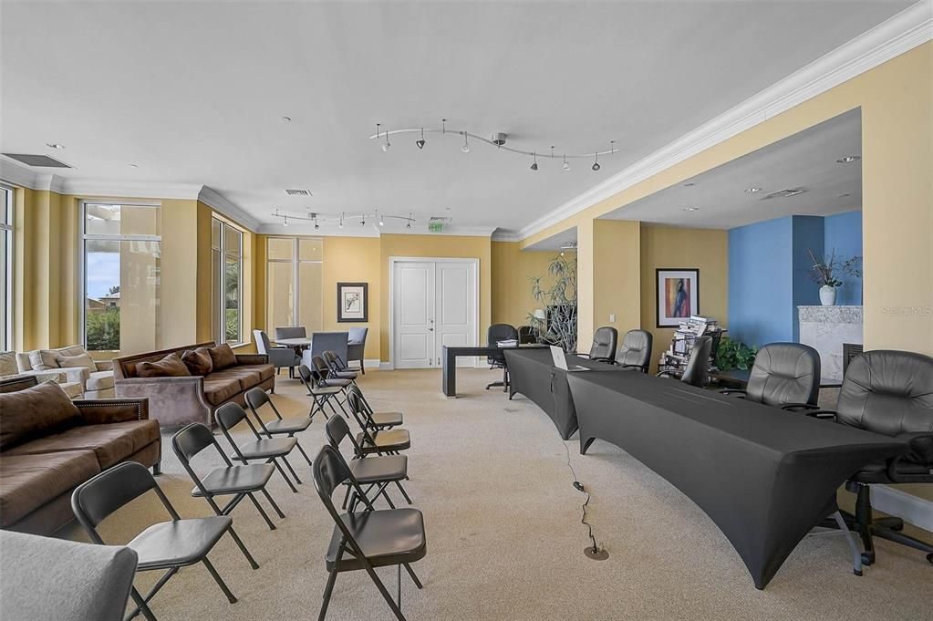 For Sale: $959,900 (3 beds, 3 baths, 2930 Square Feet)