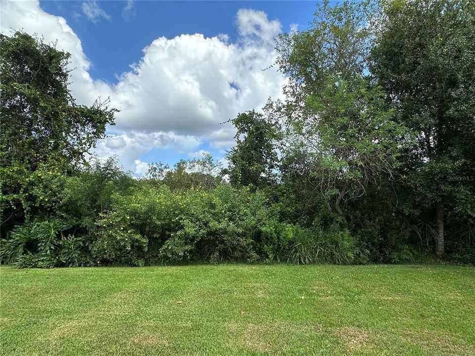 Active With Contract: $260,000 (2 beds, 2 baths, 1316 Square Feet)