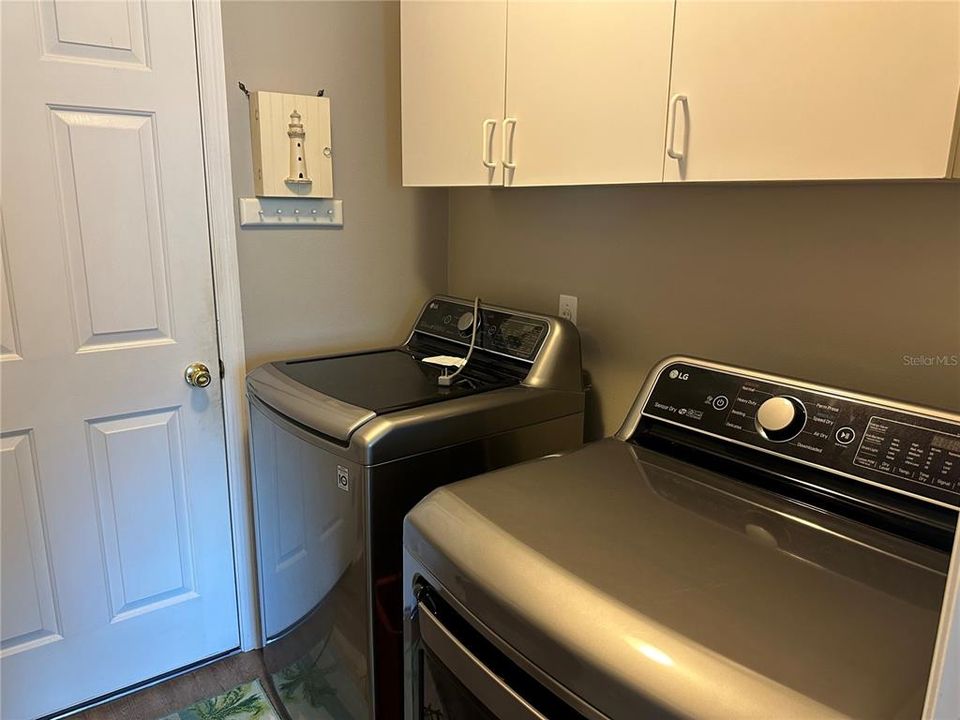 Active With Contract: $260,000 (2 beds, 2 baths, 1316 Square Feet)