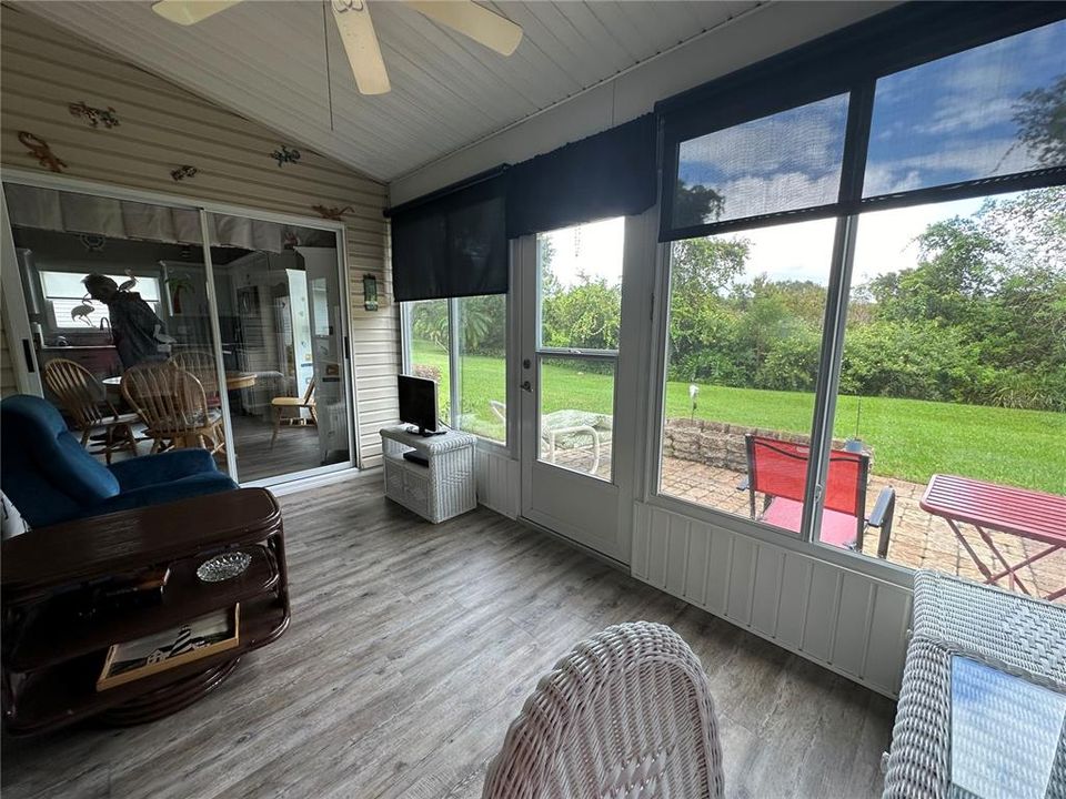 Active With Contract: $260,000 (2 beds, 2 baths, 1316 Square Feet)