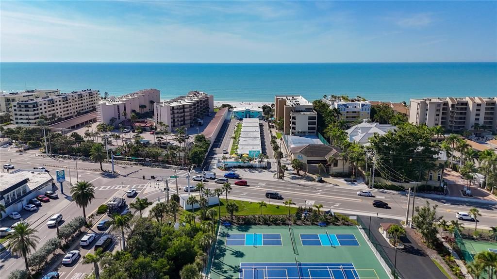 待售: $595,800 (2 贝兹, 2 浴室, 1287 平方英尺)