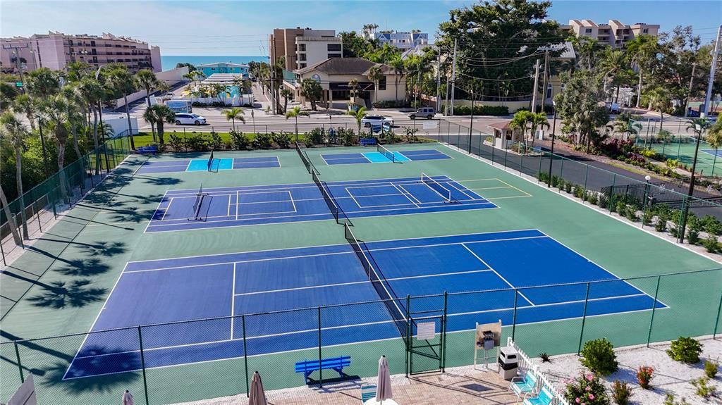 待售: $595,800 (2 贝兹, 2 浴室, 1287 平方英尺)