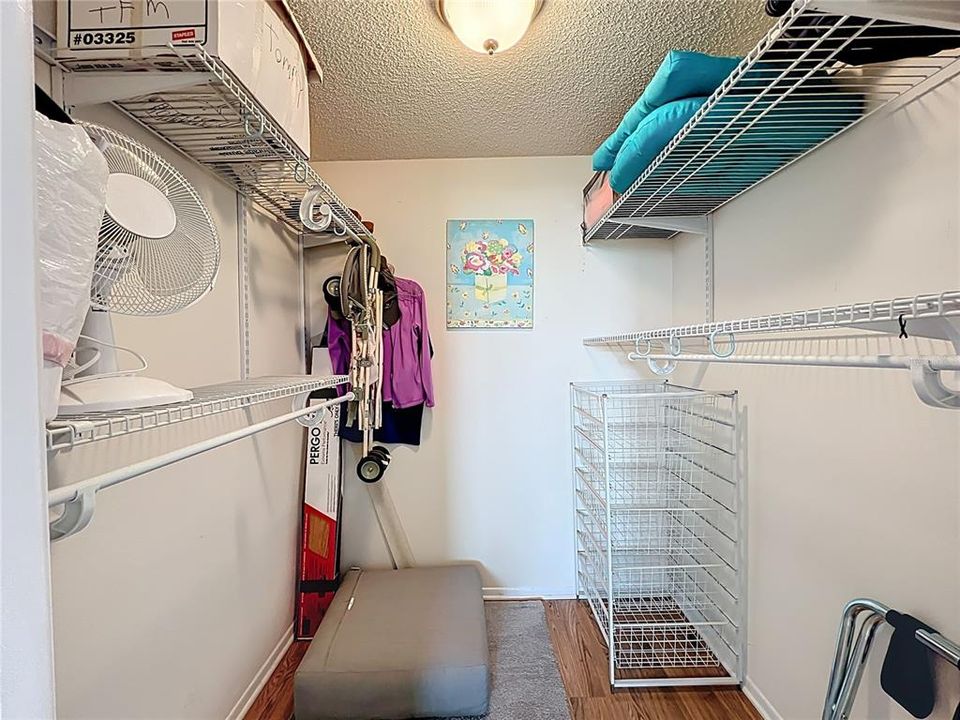 待售: $595,800 (2 贝兹, 2 浴室, 1287 平方英尺)