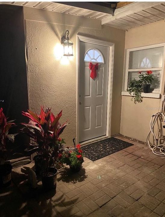 For Sale: $850,000 (4 beds, 4 baths, 2463 Square Feet)