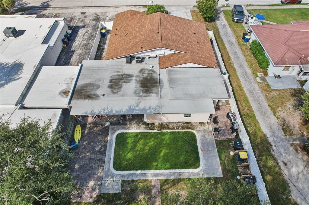 For Sale: $850,000 (4 beds, 4 baths, 2463 Square Feet)