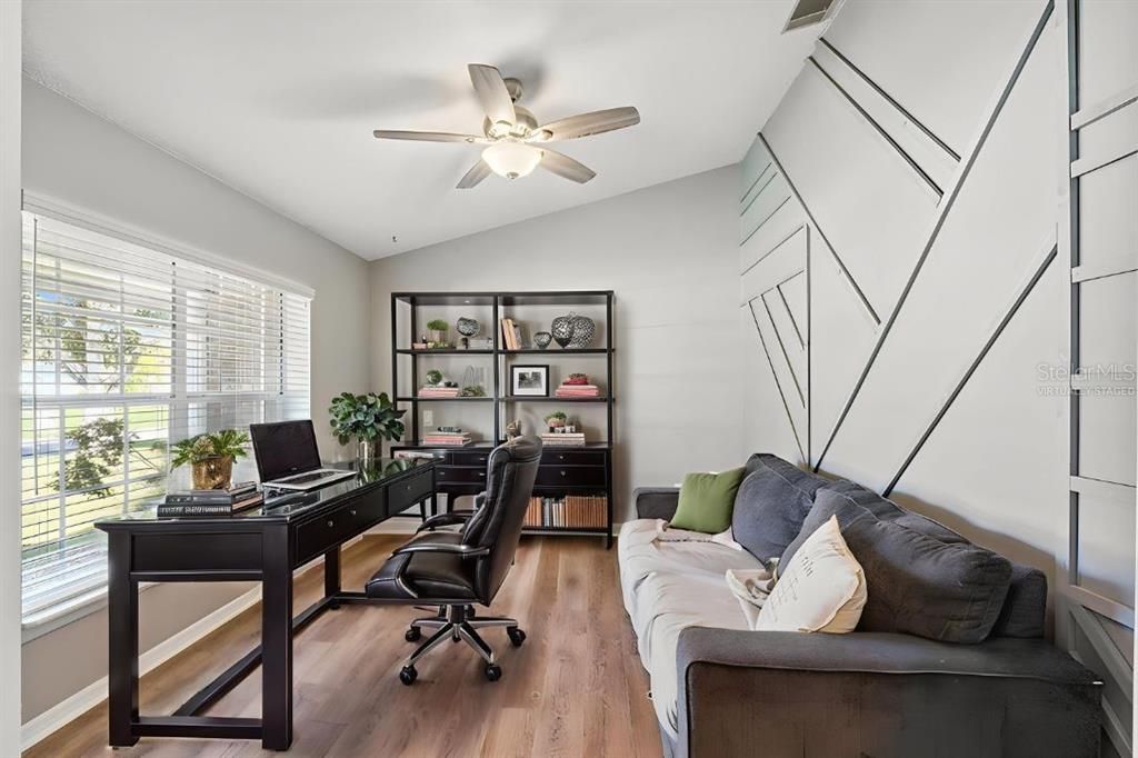 For Sale: $550,000 (4 beds, 3 baths, 2541 Square Feet)