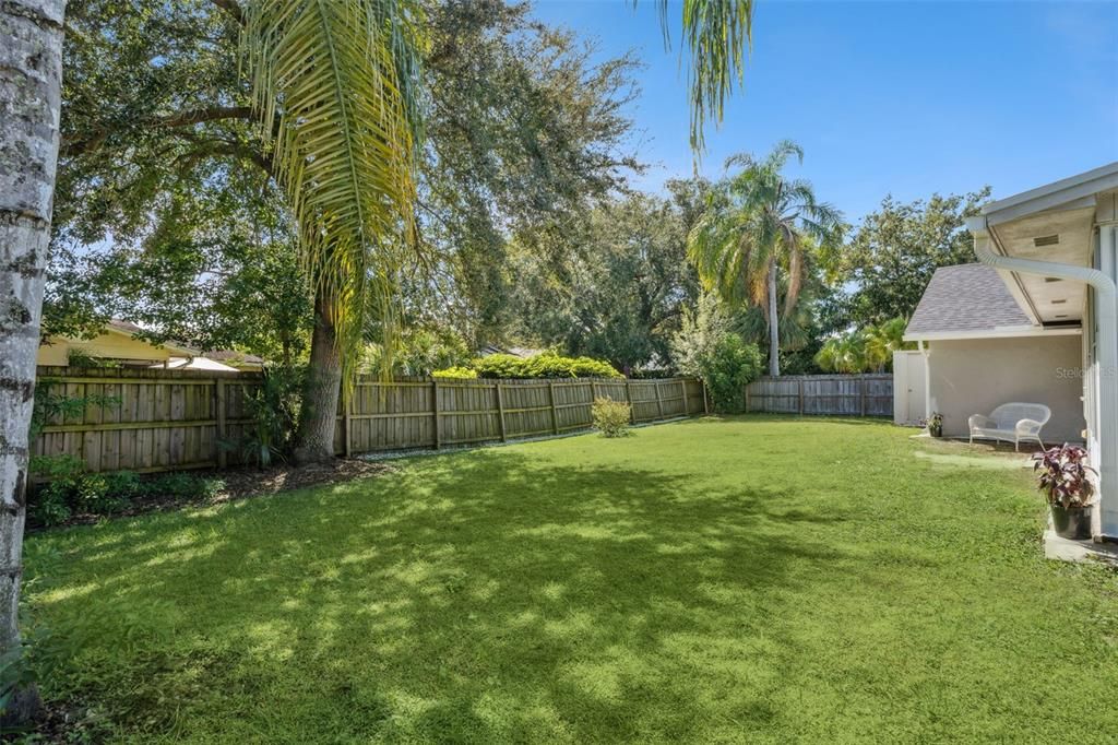 For Sale: $550,000 (4 beds, 3 baths, 2541 Square Feet)