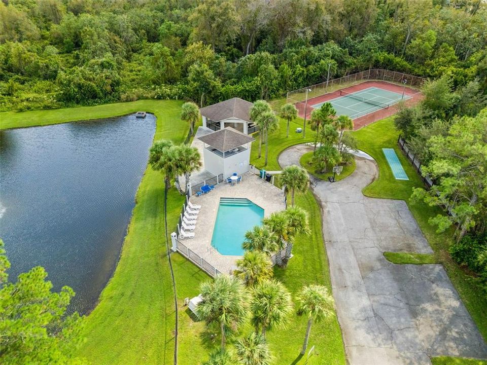 For Sale: $550,000 (4 beds, 3 baths, 2541 Square Feet)