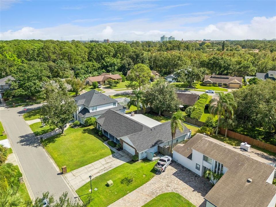 For Sale: $550,000 (4 beds, 3 baths, 2541 Square Feet)