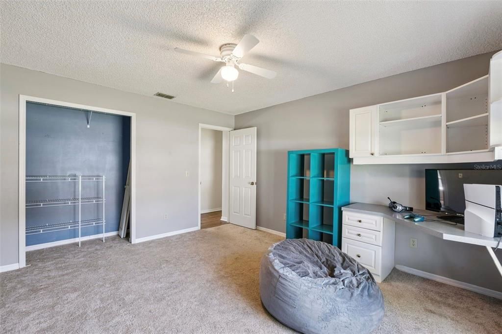 For Sale: $550,000 (4 beds, 3 baths, 2541 Square Feet)