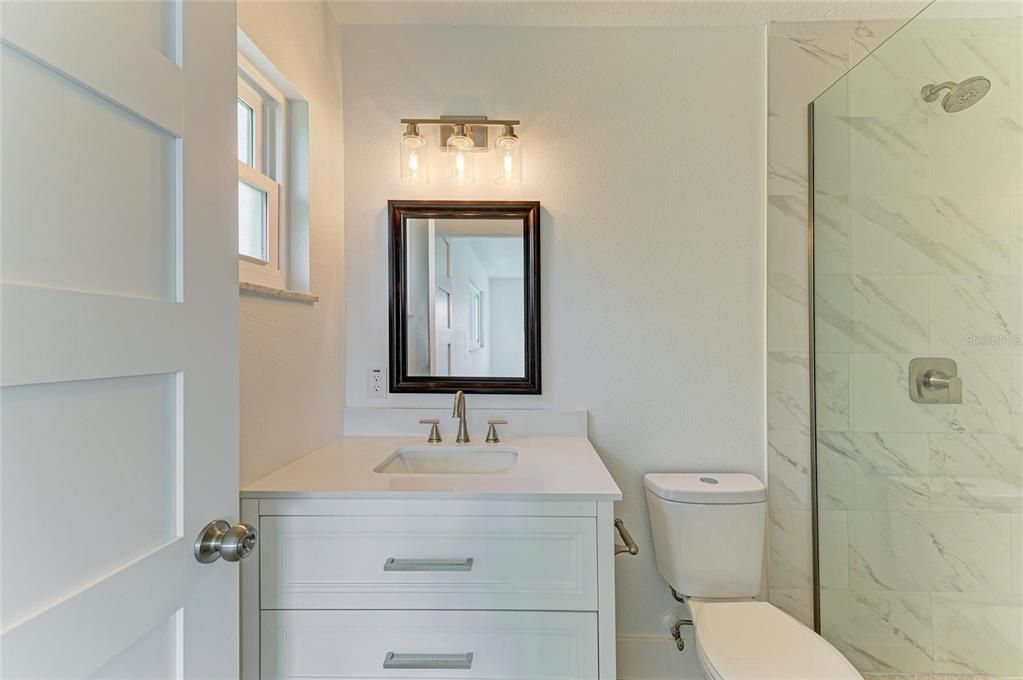 For Sale: $799,000 (2 beds, 2 baths, 1611 Square Feet)