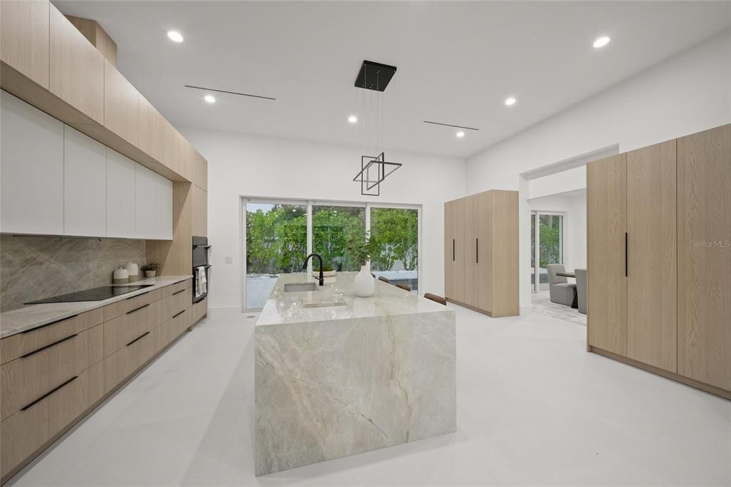 En Renta: $13,000 (4 camas, 4 baños, 3047 Pies cuadrados)