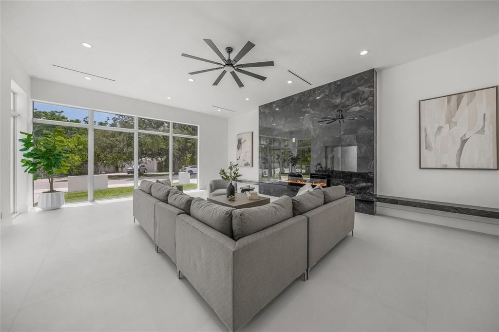 En Renta: $13,000 (4 camas, 4 baños, 3047 Pies cuadrados)