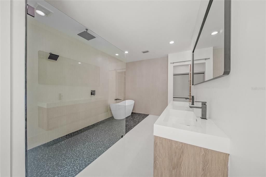 En Renta: $13,000 (4 camas, 4 baños, 3047 Pies cuadrados)