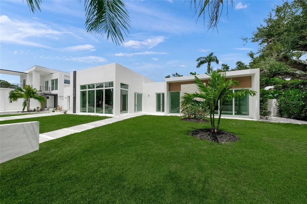 En Renta: $13,000 (4 camas, 4 baños, 3047 Pies cuadrados)