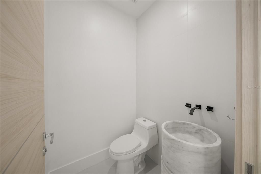 En Renta: $13,000 (4 camas, 4 baños, 3047 Pies cuadrados)