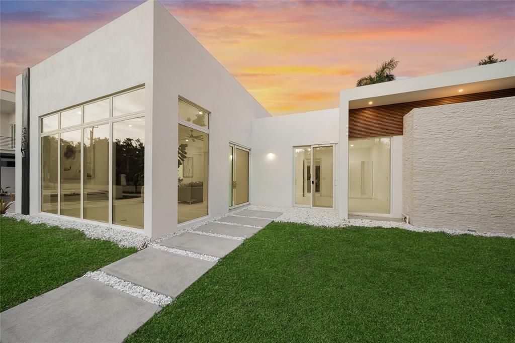 En Renta: $13,000 (4 camas, 4 baños, 3047 Pies cuadrados)