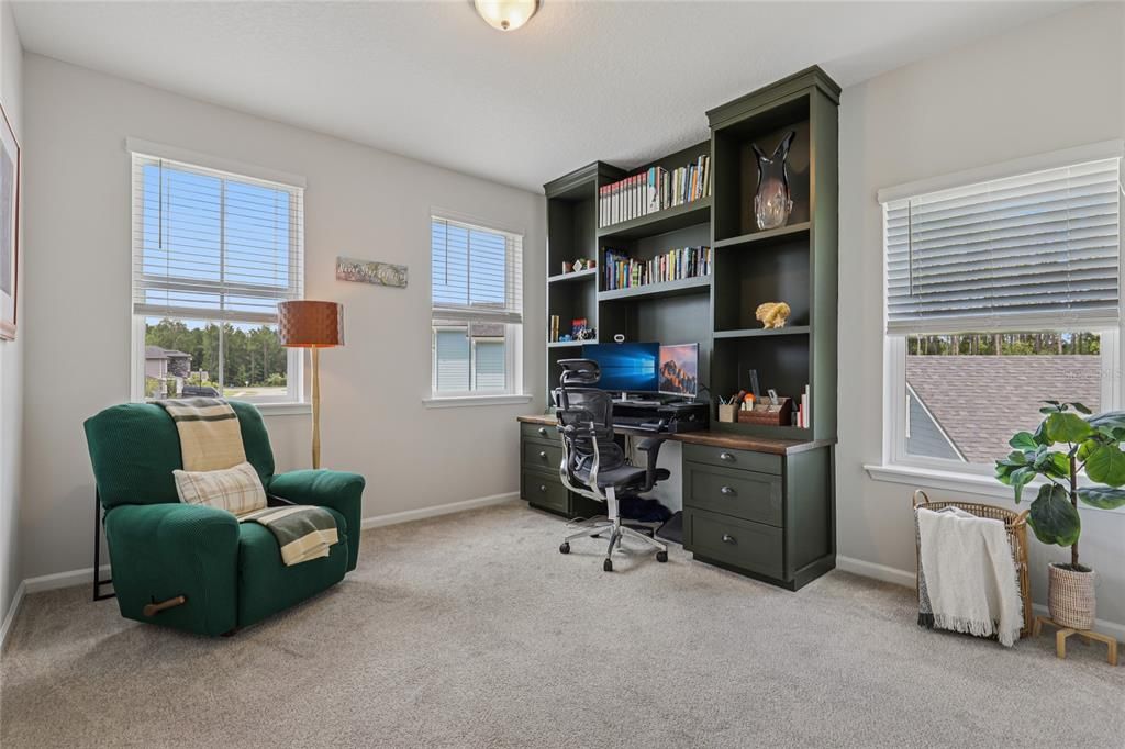 En Venta: $737,000 (5 camas, 4 baños, 3309 Pies cuadrados)