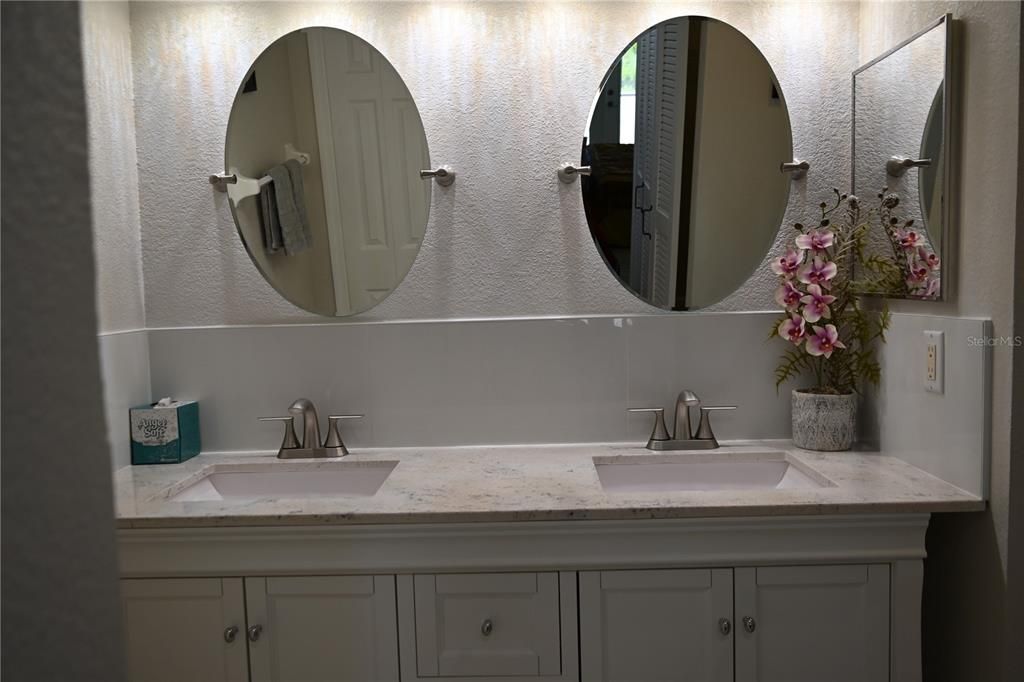 В аренду: $4,500 (3 спален, 2 ванн, 1728 Квадратных фут)