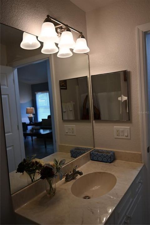 В аренду: $4,500 (3 спален, 2 ванн, 1728 Квадратных фут)