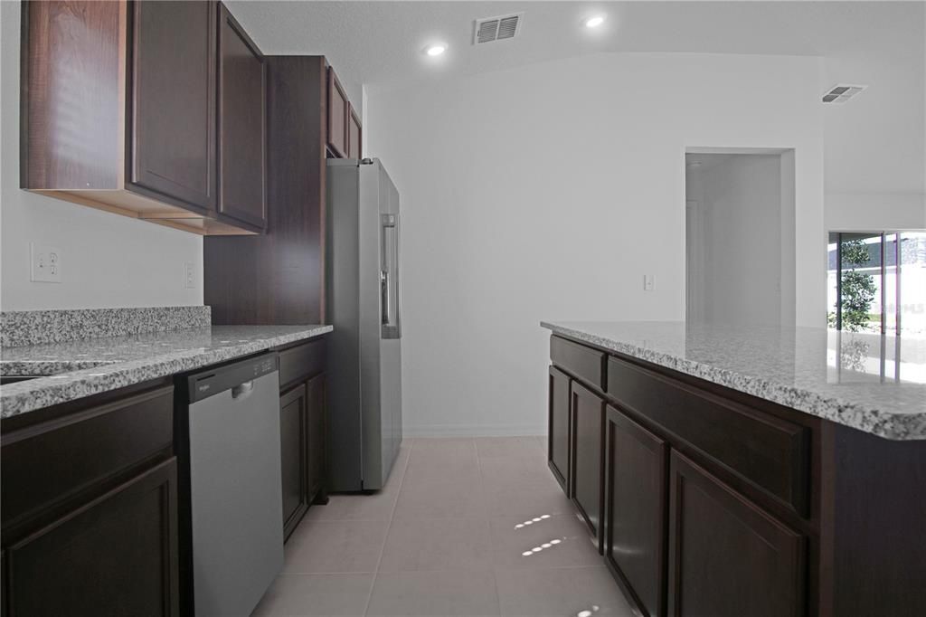 For Rent: $1,795 (3 beds, 2 baths, 1511 Square Feet)