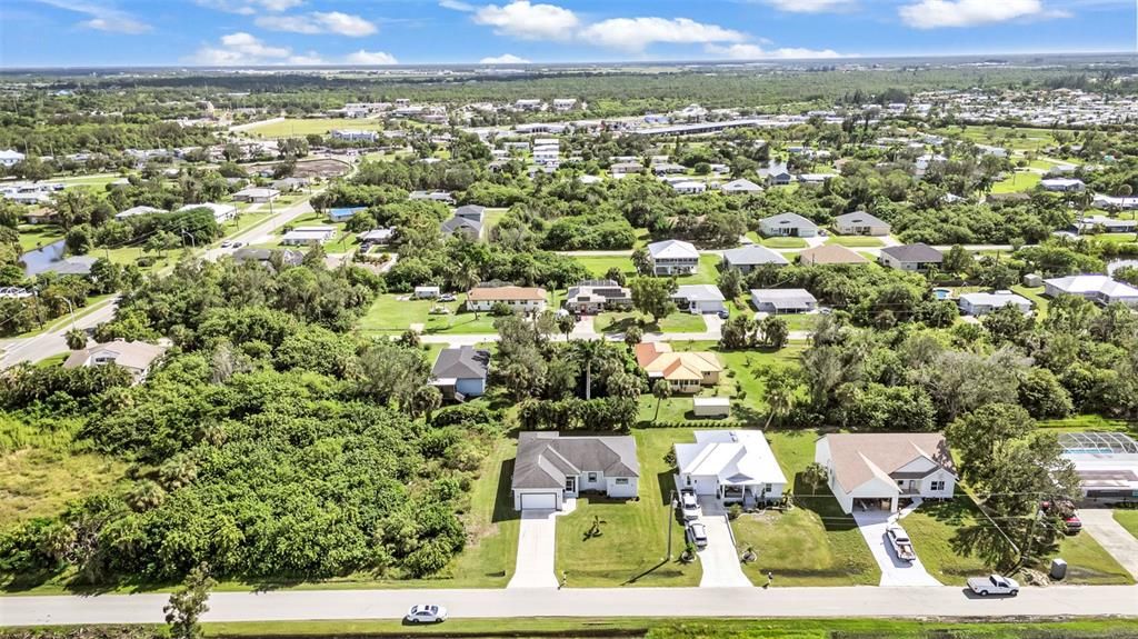 待售: $365,000 (3 贝兹, 2 浴室, 2168 平方英尺)