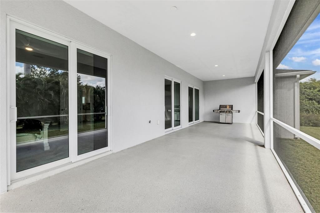 待售: $365,000 (3 贝兹, 2 浴室, 2168 平方英尺)