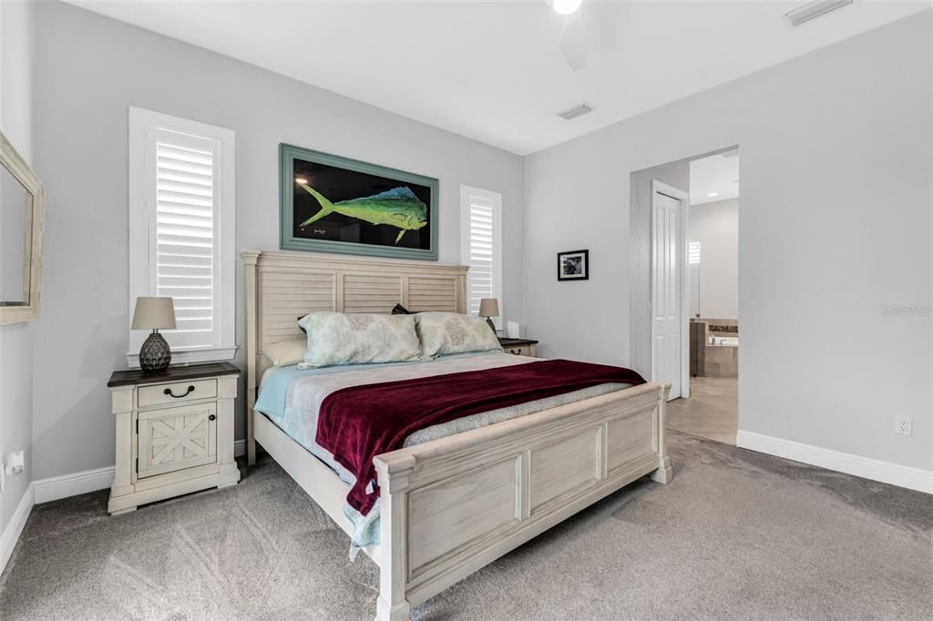 待售: $365,000 (3 贝兹, 2 浴室, 2168 平方英尺)