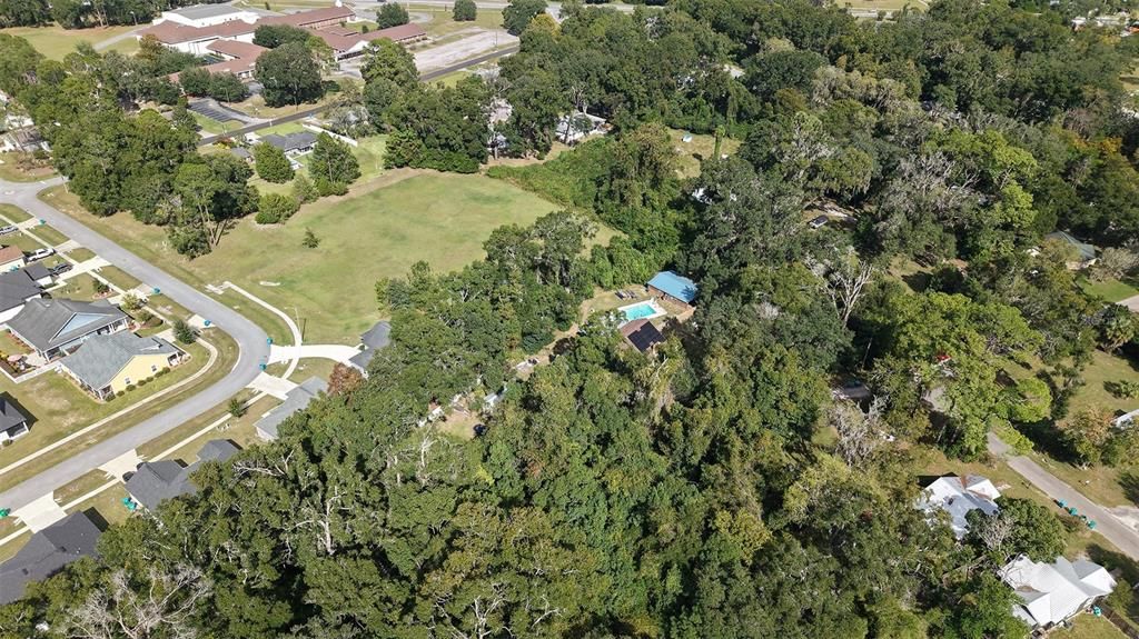 待售: $369,900 (4 贝兹, 2 浴室, 2011 平方英尺)