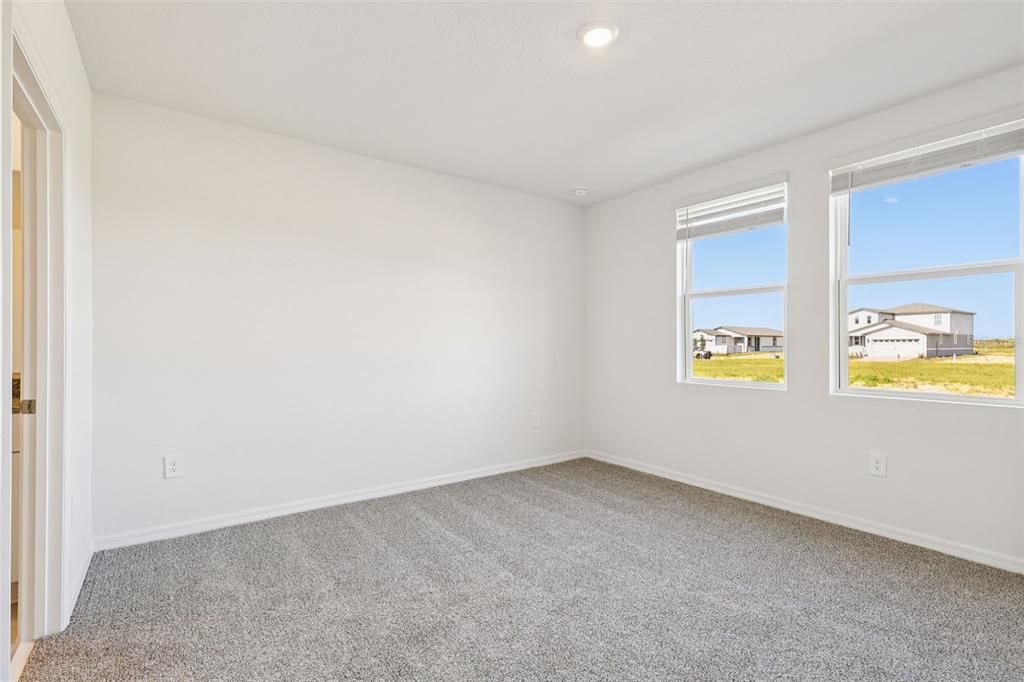 For Sale: $296,070 (3 beds, 2 baths, 1483 Square Feet)