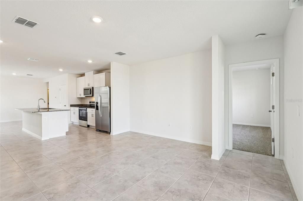 For Sale: $296,070 (3 beds, 2 baths, 1483 Square Feet)