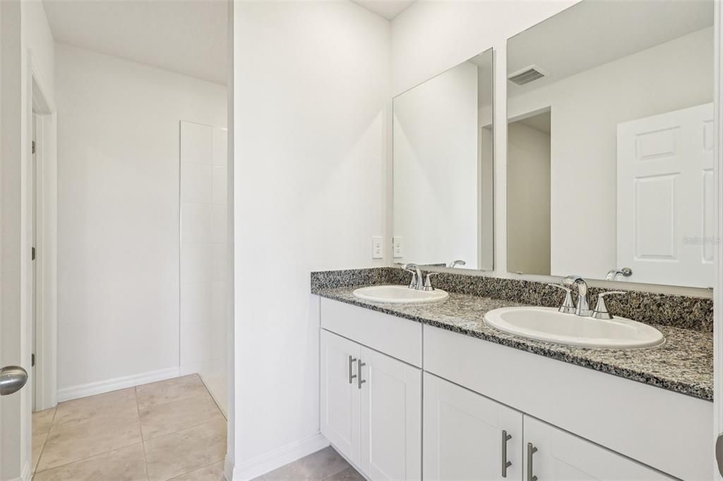 For Sale: $296,070 (3 beds, 2 baths, 1483 Square Feet)