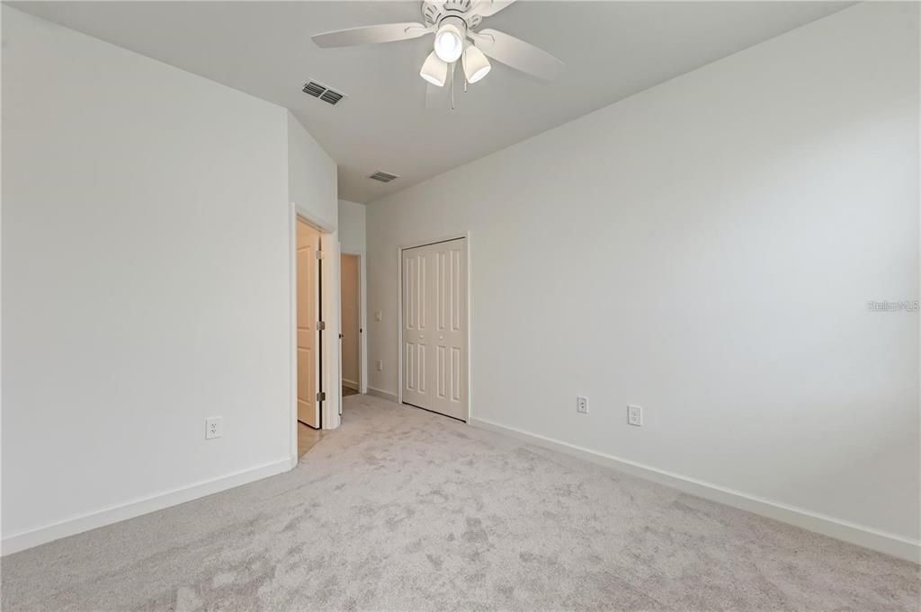 出租: $5,250 (3 贝兹, 3 浴室, 2444 平方英尺)