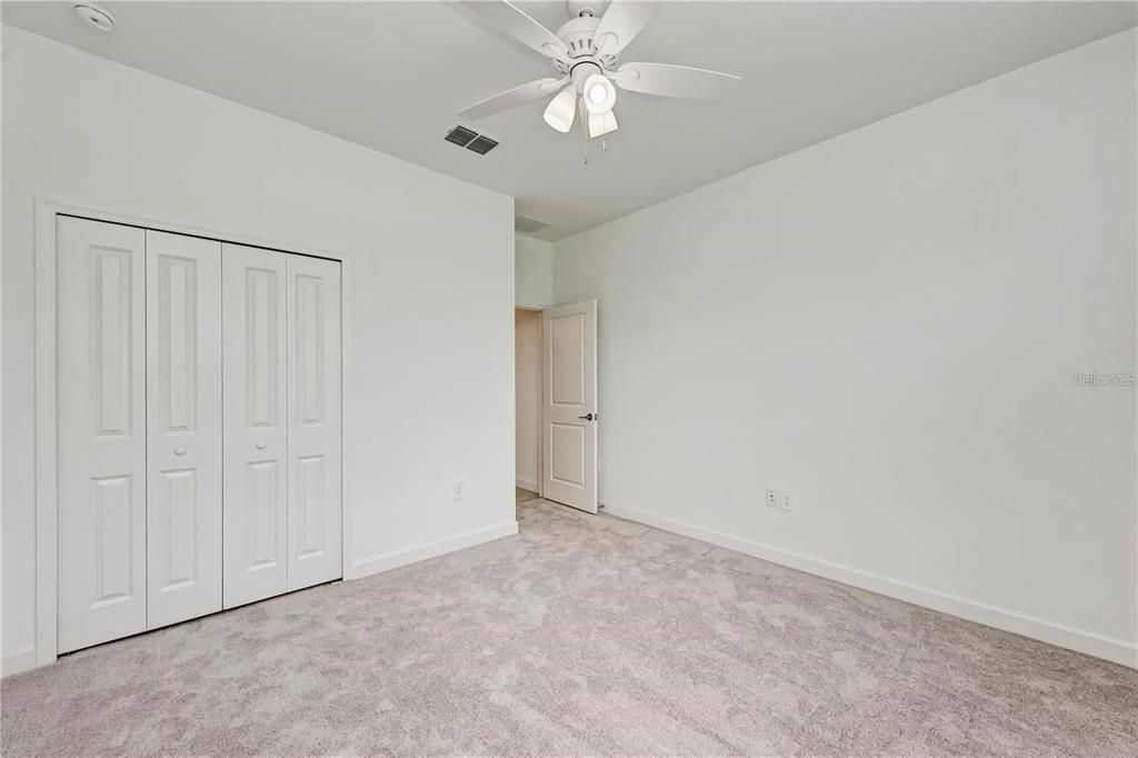 出租: $5,250 (3 贝兹, 3 浴室, 2444 平方英尺)