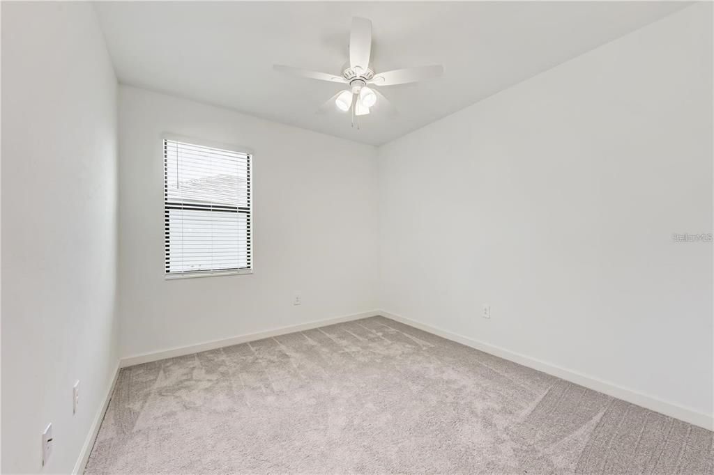 出租: $5,250 (3 贝兹, 3 浴室, 2444 平方英尺)