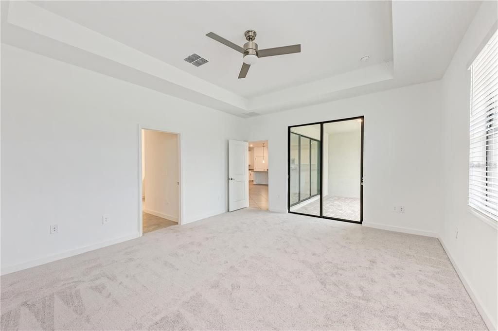 出租: $5,250 (3 贝兹, 3 浴室, 2444 平方英尺)