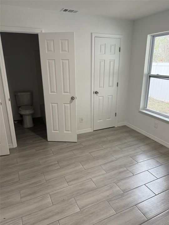 For Sale: $350,000 (4 beds, 2 baths, 1260 Square Feet)