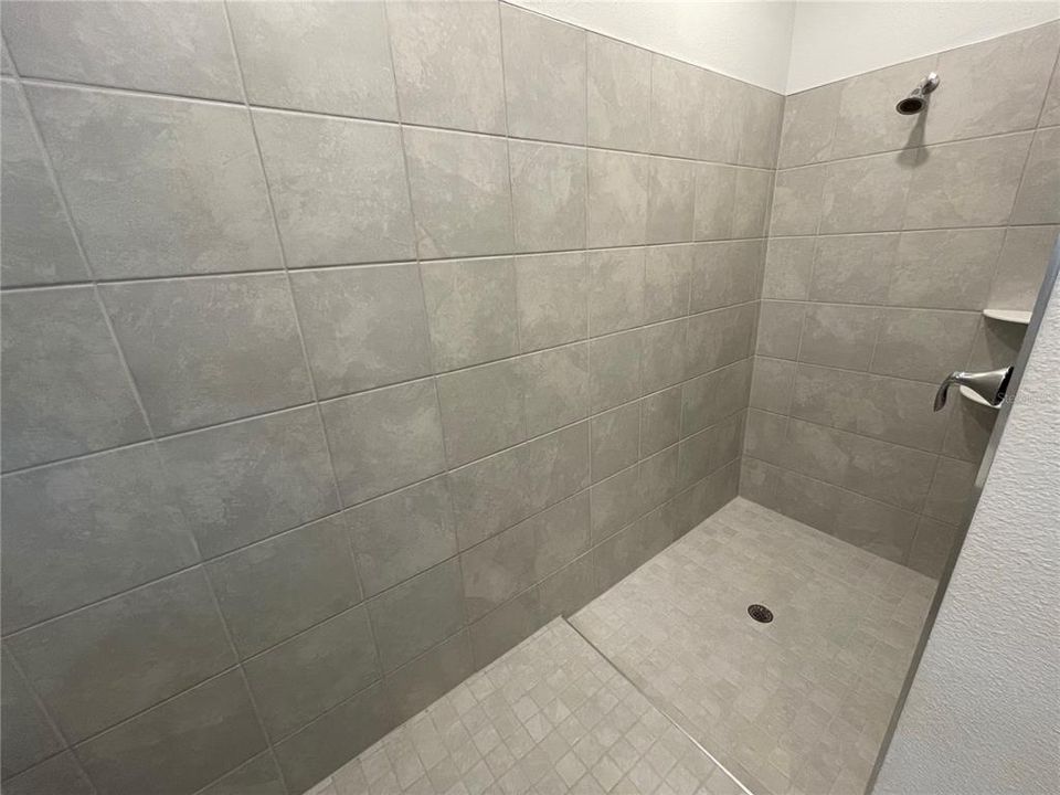 En Renta: $2,950 (4 camas, 3 baños, 2199 Pies cuadrados)