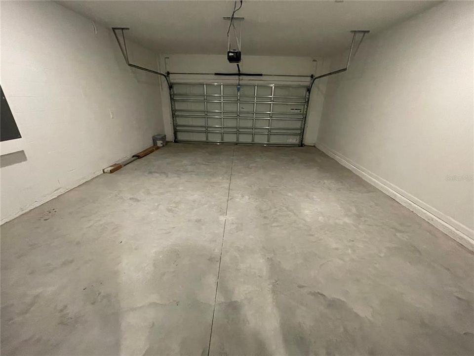 En Renta: $2,950 (4 camas, 3 baños, 2199 Pies cuadrados)